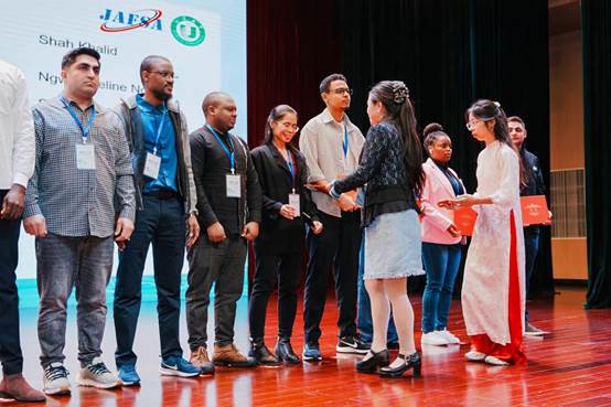 d58c52153948632178e5eab92e04dae2 d58c52153948632178e5eab92e04dae2